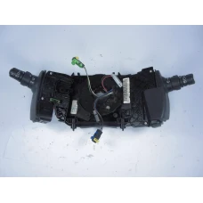 RUČICA POD VOLANOM Renault SCENIC 2005 1.6 8200206522