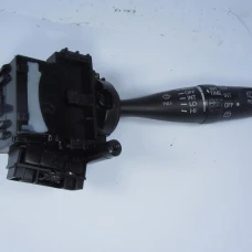 RUČICA POD VOLANOM Suzuki SX4 2006 1.5