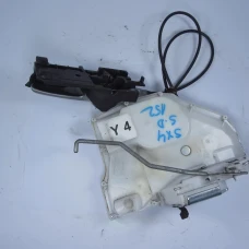 MEHANIZAM ZAKLJUČAVANJA PREDNJA DESNA Suzuki SX4 2006 1.5