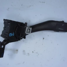 RUČICA POD VOLANOM Škoda Octavia 2007 COMBI 1.9 TDI 1k0953519a