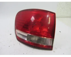 ŠTOP SVIJETLO LIJEVA Toyota Avensis 2001 VERSO 2.0