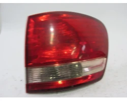 ŠTOP SVIJETLO DESNA Toyota Avensis 2001 VERSO 2.0