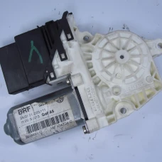 MEHANIZAM STAKLA ZADNJA DESNA Volkswagen Golf 2005 V. 1.6 FSI 1k0959704c