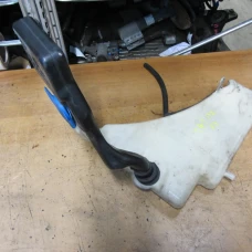 POSUDA ZA PRANJE STAKLA Audi A5, S5 2011 2.0TDI QUATTRO 8T0 955 453 C