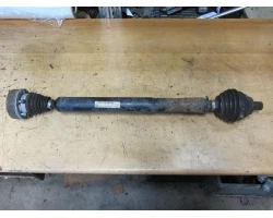 POLUOSOVINA PREDNJA DESNA Volkswagen Passat 2006 2.0FSI 1k0407272hn
