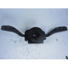 RUČICA POD VOLANOM Volkswagen Polo 2010 1.6 TDI