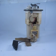 PUMPA U REZERVOARU Toyota Yaris 1999 1.0