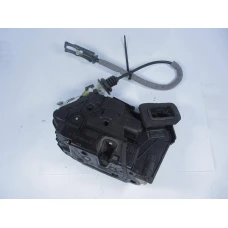 MEHANIZAM ZAKLJUČAVANJA PREDNJA DESNA Volkswagen Polo 2010 1.6 TDI 5k1837016b