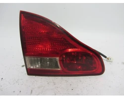 ŠTOP SVIJETLO LIJEVA Toyota Avensis 2001 VERSO 2.0