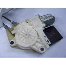 MEHANIZAM STAKLA ZADAJ LIJEVA Renault MEGANE III  2011 1.5 DCI 827310185r