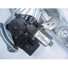 MEHANIZAM STAKLA PREDNJI DESNI Renault MEGANE III  2011 1.5 DCI 807301396r
