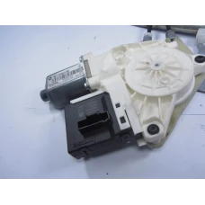 MEHANIZAM STAKLA ZADNJA DESNA Renault MEGANE III  2011 1.5 DCI 827306548r