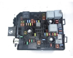 NOSAČ OSIGURAČA Opel Corsa 2015 1.4 13451890AA