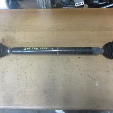POLUOSOVINA PREDNJA DESNA Seat Leon 2012 1.6TDI 1k0407272cc