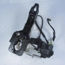 MEHANIZAM ZAKLJUČAVANJA PREDNJA DESNA Kia Cee'd 2010 1.6 D SW