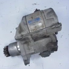 ALNASER Toyota Avensis 2001 2.0 AUT.
