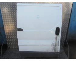 VRATA ZADNJA DESNA Renault TRAFIC 2009 2.0 DCI