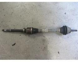 POLUOSOVINA PREDNJA DESNA Peugeot 208 2013 1.6 HDI 16V