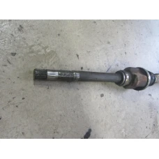 POLUOSOVINA PREDNJA DESNA Peugeot 208 2013 1.6 HDI 16V