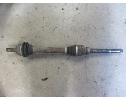 POLUOSOVINA PREDNJA DESNA Peugeot 2008 2015 1.6 HDI 16V
