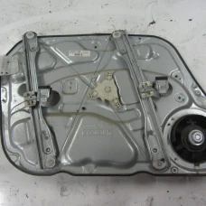 MEHANIZAM STAKLA PREDNJI DESNI Hyundai i30 2007 1.6D 82480-2l060
