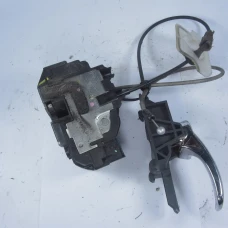 MEHANIZAM ZAKLJUČAVANJA PREDNJA LIJEVA Nissan Qashqai 2008 1.5DCI