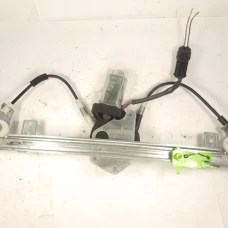 MEHANIZAM STAKLA PREDNJI DESNI Fiat 500 2010 1.2