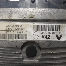 RAČUNALNIK MOTORA Dacia DUSTER 2011 1.6 16V 4X4 237100740r 237101189r