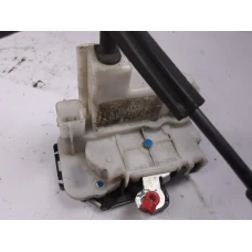 MEHANIZAM ZAKLJUČAVANJA PREDNJA DESNA Fiat 500 2010 1.2