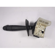 RUČICA POD VOLANOM Renault CLIO 2002 1.5 DCI