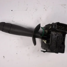 RUČICA POD VOLANOM Renault TWINGO 2007 1.2 16V brisalci