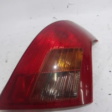 ŠTOP SVIJETLO DESNA Suzuki SWIFT 2006 1.3 ok48a