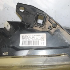 FAR DESNI Renault SCENIC 2009 III. 2.0 DCI AUT. GRAND 89902929