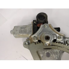 MEHANIZAM STAKLA PREDNJI DESNI Toyota RAV4 2001 2.0 D4D 8571042070