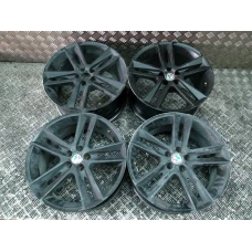 FELGA 17" Alfa GT 2004 1.9 JTD 9jx17h2 et35 FELGA 17" Alfa GT 2004 1.9 JTD 9jx17h2 et35