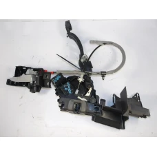 MEHANIZAM ZAKLJUČAVANJA PREDNJA DESNA Ford Mondeo 2011 2.0 TDCI 8m2ar21812aa
