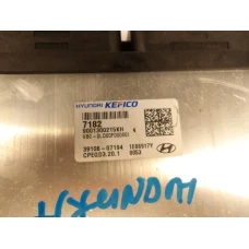 RAČUNALNIK MOTORA Hyundai i20 2021 1.0 T-GDI 48V HEV 3910607194    3910607182