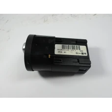 PREKIDAČ SVIJETLA Volkswagen Polo 2012 1.2 6r0941531h