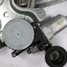 MEHANIZAM STAKLA ZADNJA DESNA Toyota RAV4 2008 2.2 D 4WD