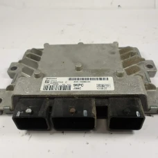 RAČUNALNIK MOTORA Ford Fiesta 2011 1.25 av2112a650cc