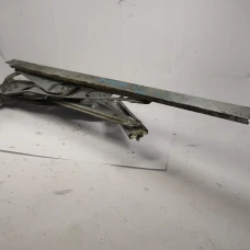 MEHANIZAM STAKLA PREDNJI DESNI Renault MEGANE III  2011 1.5 DCI