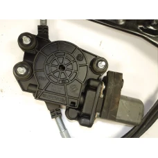 MEHANIZAM STAKLA PREDNJA LIJEVA Fiat Panda 2010 1.2