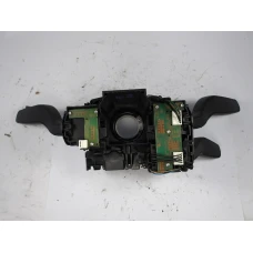 RUČICA POD VOLANOM Audi A3, S3 2013 1.6 TDI 8v0953521b