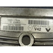 RAČUNALNIK MOTORA Dacia DUSTER 2011 1.6 16V 237101830r   237100740r