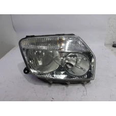 FAR DESNI Dacia DUSTER 2011 1.6 16V 260104172R
