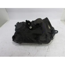 FAR DESNI Dacia DUSTER 2011 1.6 16V 260104172R