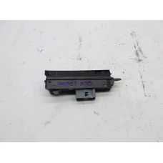 STIKALO RAZNO Volkswagen Passat 2014 2.0 TDI VARIANT 3ab927137