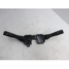 RUČICA POD VOLANOM Nissan Juke 2010 1.5 DCI 255601KK0A