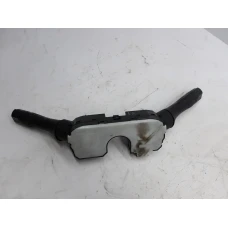 RUČICA POD VOLANOM Nissan Juke 2010 1.5 DCI 255601KK0A