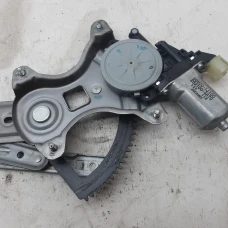 MEHANIZAM STAKLA PREDNJI DESNI Hyundai i20 2009 1.4 2621004670   988201j100